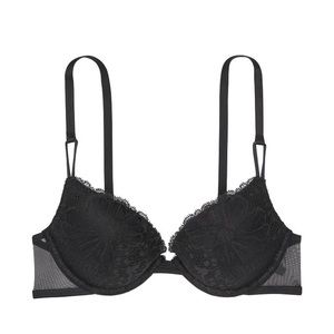 NWOT Victoria’s Secret Sexy T shirt push-up bra 32C